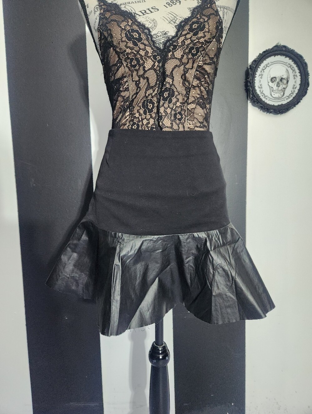 Y2k Flared Skirt - Picture 3 of 7
